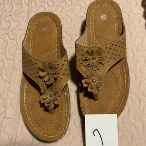 Brown Sandals Wedge Heel Flower Accents Soft Never Worn Faux Brushed Leather